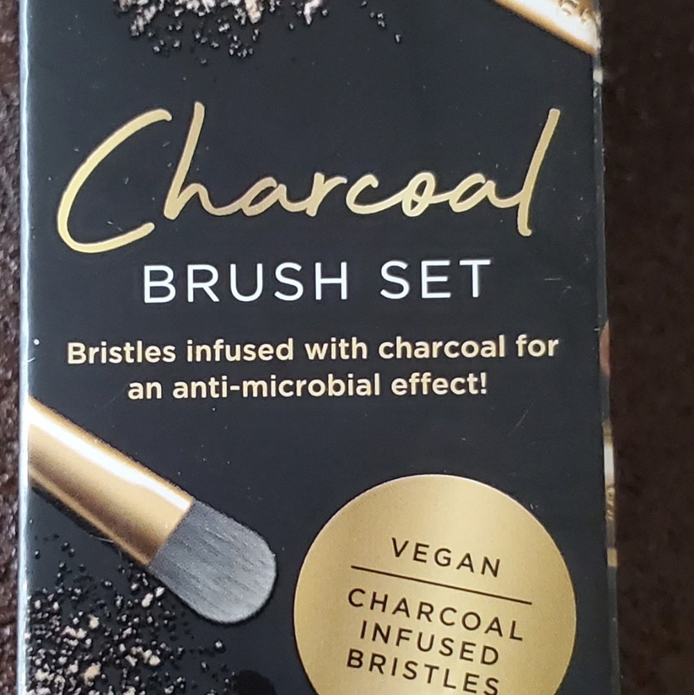 Billion Dollar makeup brushes